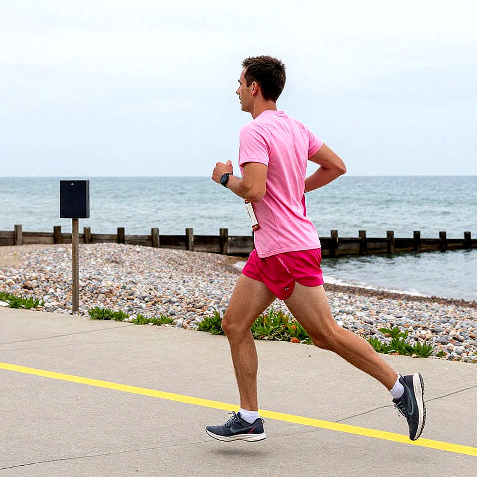 Cựu y tá Trung Quốc và bài học 700.000 USD từ marathon nữ: Khi dữ liệu không phân biệt giới tính