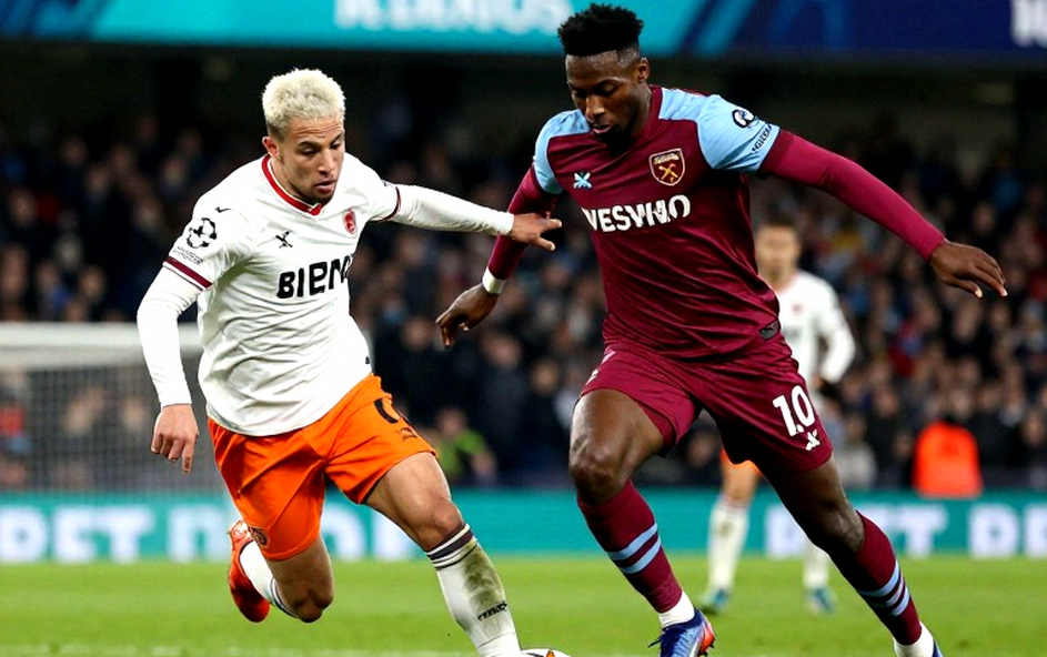 Vết nứt xương chày của Asencio: Real Madrid trả giá cho một ca mổ bị trì hoãn