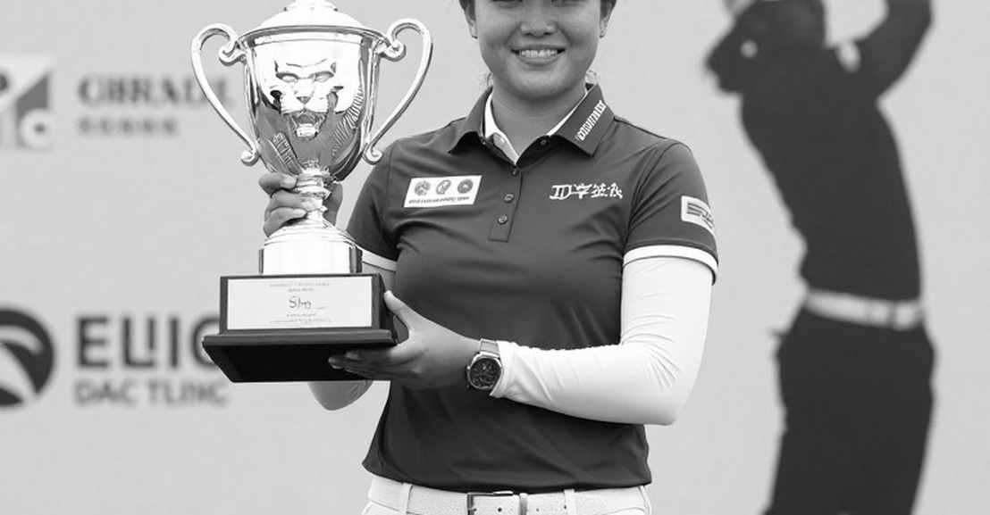 Quả bóng golf bị siết lại, và bài toán huy chương của nước Nhật