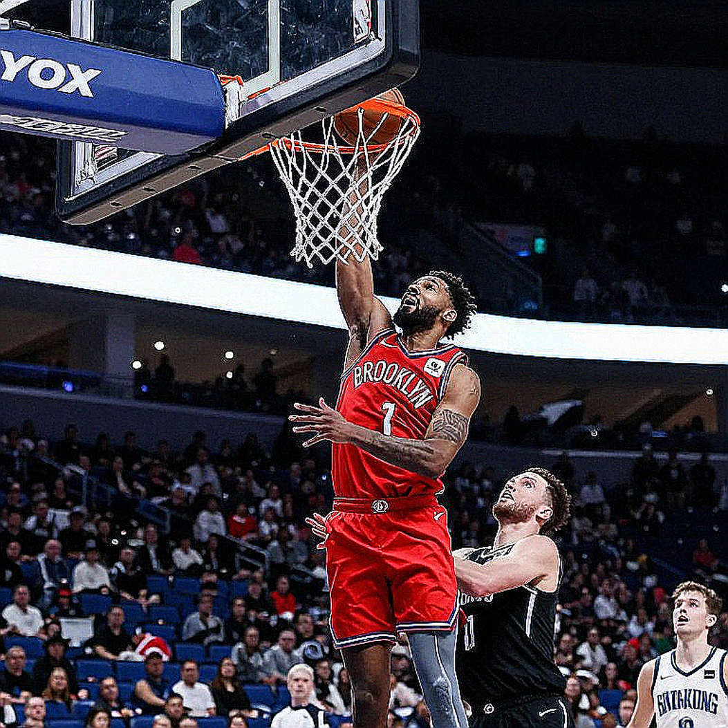 Ghế tổng giám đốc Cleveland và bản hợp đồng vô hình mang tên LeBron James Ghế tổng giám đốc Cleveland và bản hợp đồng vô hình mang tên LeBron James