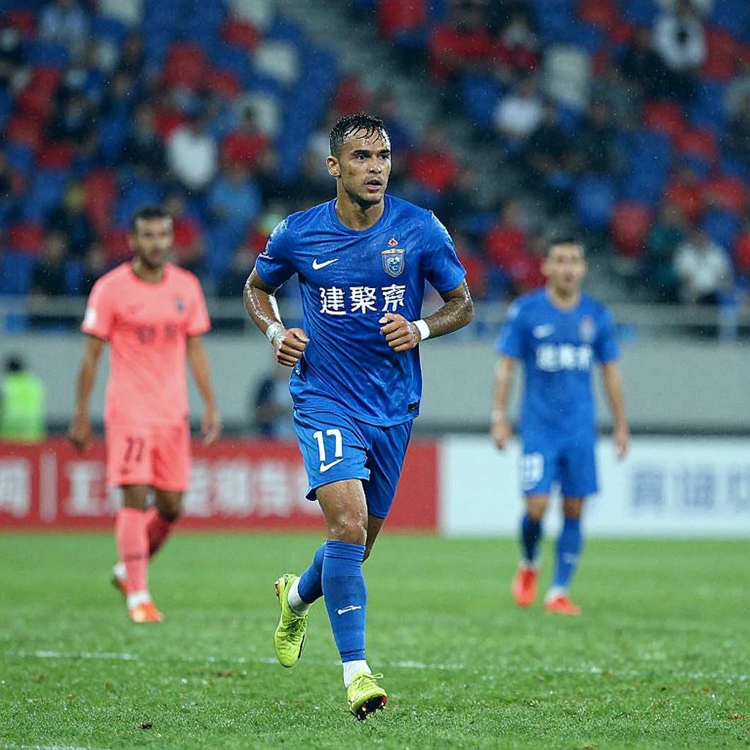 Kỳ chuyển nhượng V.League: điều khoản giải phóng và quỹ lương định hình mọi thương vụ