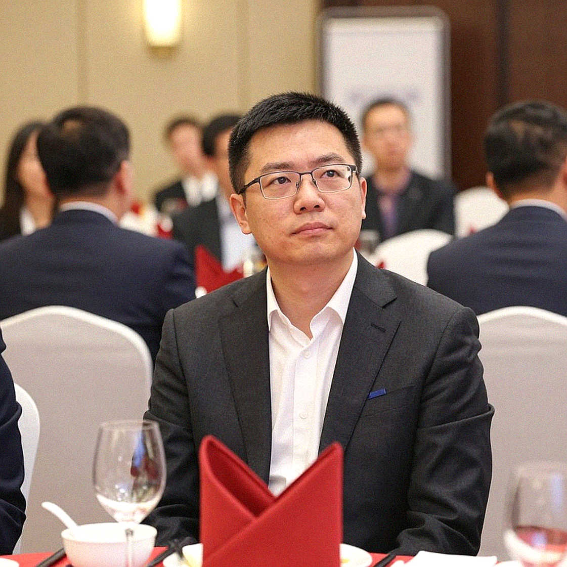 Trọng tài Australia trở lại sân: Thỏa thuận một mùa và khoảng trống chưa ai lấp
