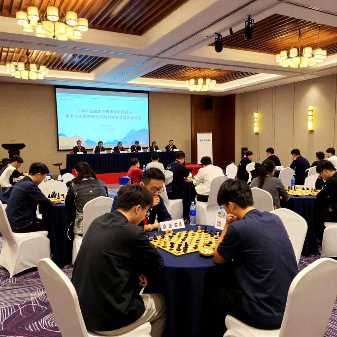 Giải cờ vua trực tuyến cho phạm nhân bước sang kỳ thứ 6 với kỷ lục 140 đội tham dự