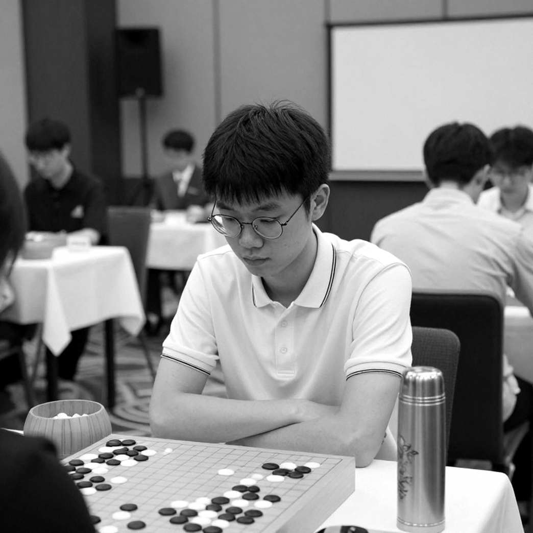 UzChess Cup: ván thắng chóng vánh của Jacobson trước Vakhidov và một khai cuộc bị gọi sai tên