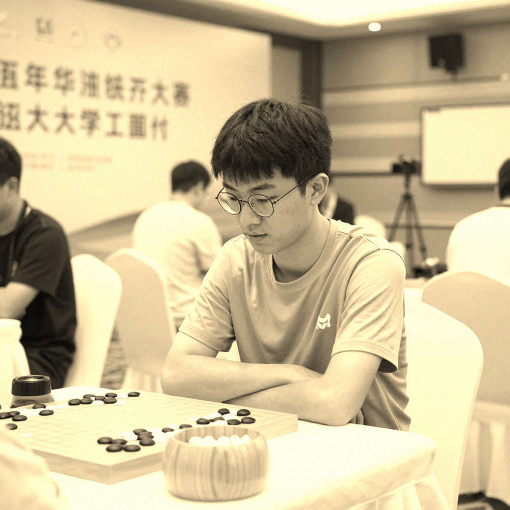Sáu Mươi Phút Của Con Voi: Andrew Martin Và Canh Bạc 2...d5