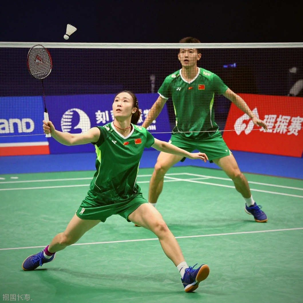 21-5, 21-11 trong 23 phút: Khi Mahoor Shahzad mang cả nền cầu lông Pakistan lên sân
