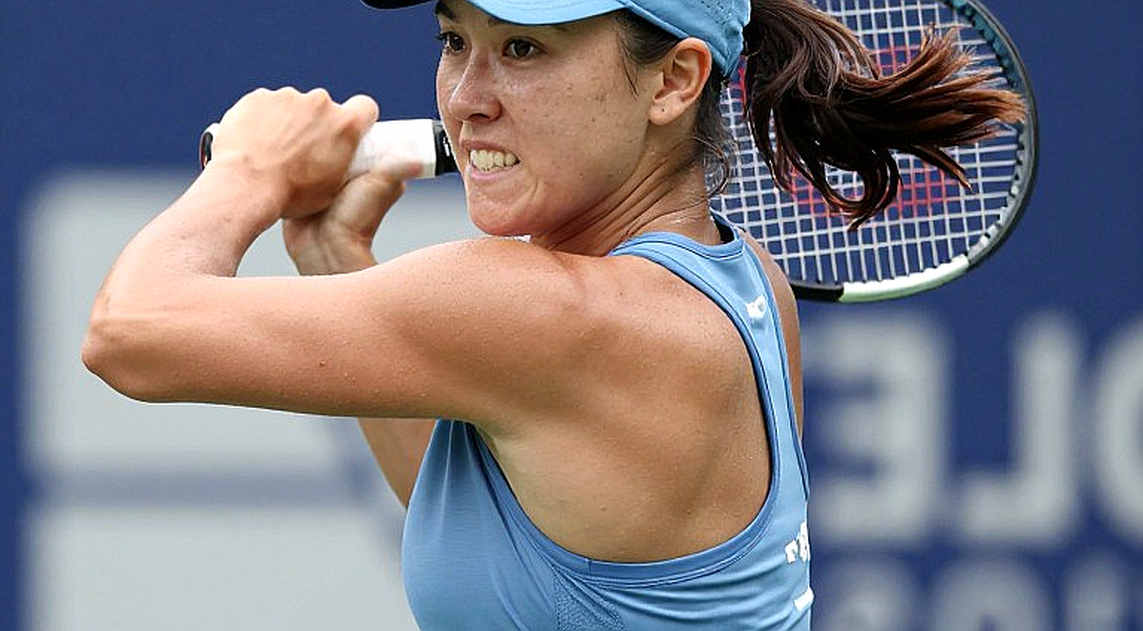 Kỷ luật của khoảng lặng: điều một hồ sơ tennis trống dạy người viết thể thao