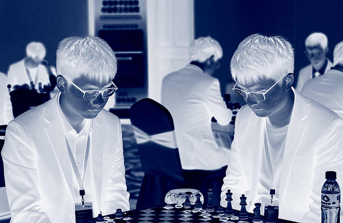 GCL 2026: Nepomniachtchi khiến Carlsen hoảng hốt trước khi vượt qua Sindarov trên đồng hồ