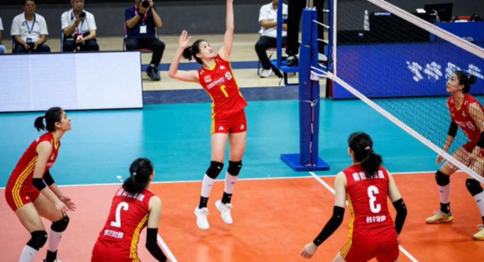Cậu bé Mỹ 16 tuổi với đôi tay thuận nghịch làm mưa làm gió tại US Open Cậu bé Mỹ 16 tuổi với đôi tay thuận nghịch làm mưa làm gió tại US Open